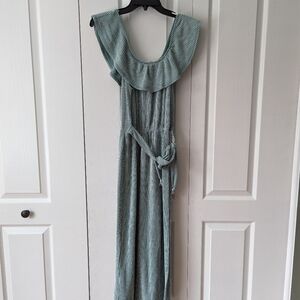 Caution to the Wind Green and white striped midi dress with flowy top Small